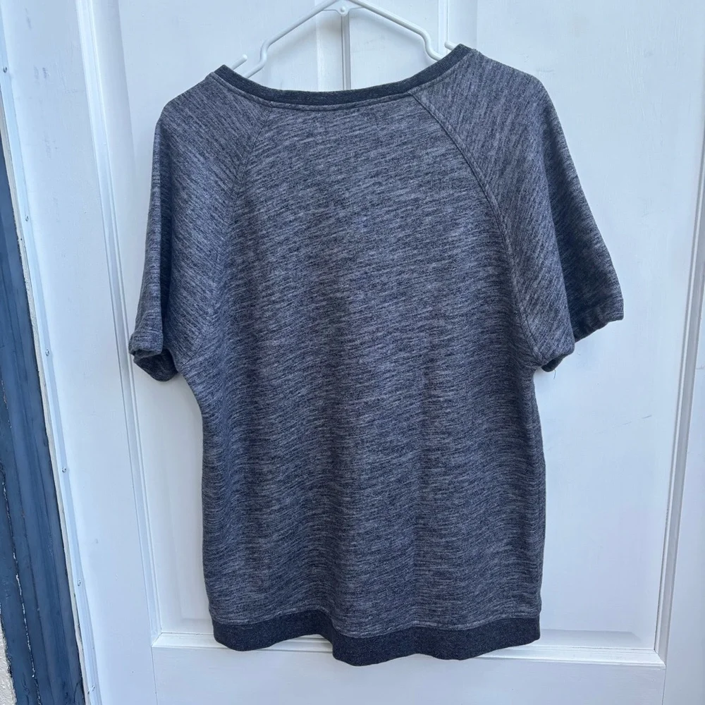 Everlane Grey Short Sleeved Sweatshirt - Picture 7 of 8